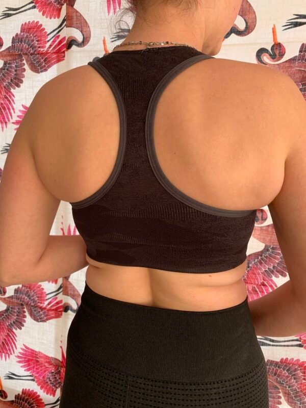 Gymshark - Adapt camo seamless brassière (S/36) – Image 2