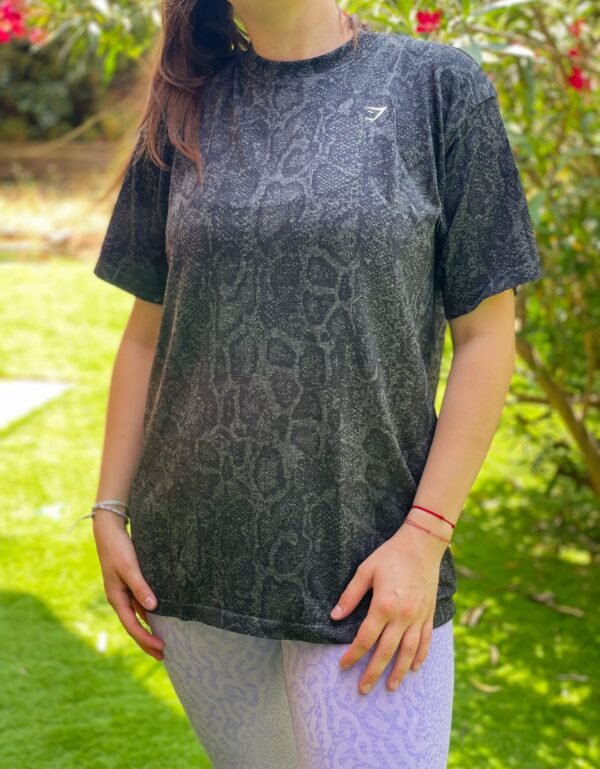 Gymshark - Adapt animal seamless T-shirt (S/36) – Image 3